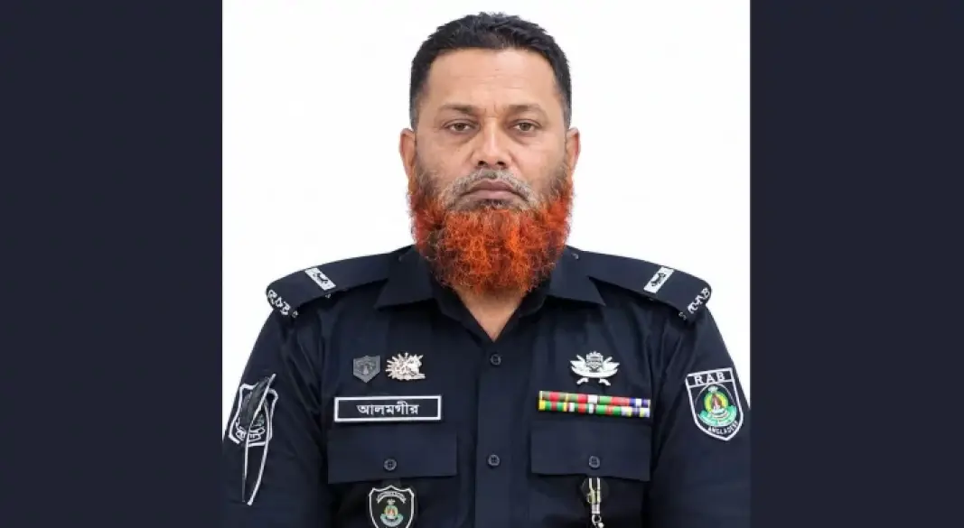 ফেনীতে সড়কে তল্লাশিকালে এসআরবি সদস্যকে পিষে দিলো ট্রাক
