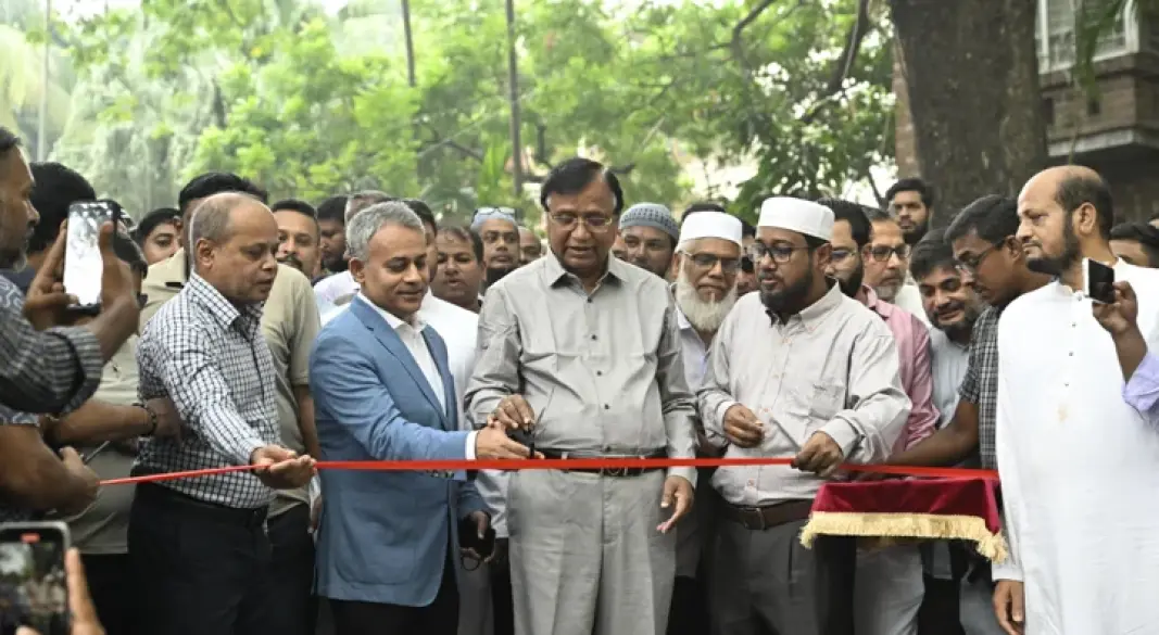 ধানমন্ডি লেক পুনরুজ্জীবনে খনন কাজ শুরু
