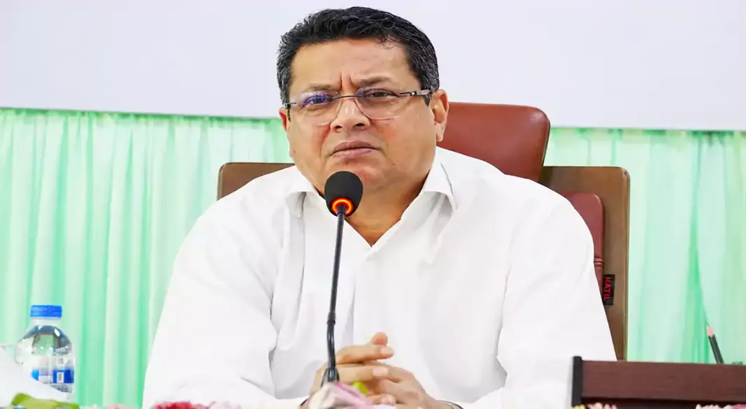 গুলশান লেকই যদি ঠিক করতে না পারি, সারাদেশ কীভাবে ঠিক করব: গৃহায়ন ও গণপূর্তমন্ত্রী