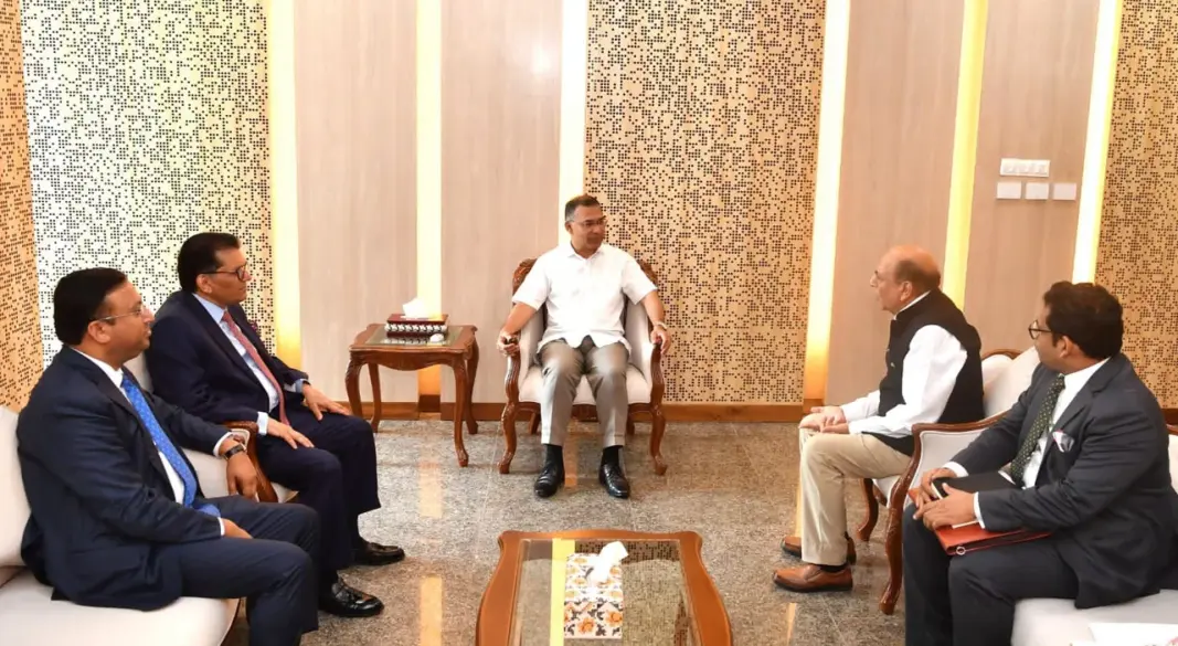 প্রধানমন্ত্রীর সফর নিয়ে দিল্লির অস্থিরতা