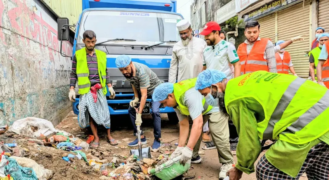 রাজধানীর ৫৪ ওয়ার্ডে পরিচ্ছন্নতা অভিযান শুরু জামায়াতের
