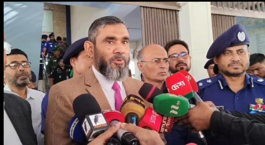 ঠাকুরগাঁও-১ আসনের উপনির্বাচনে সেনাবাহিনী মোতায়েনের প্রয়োজন নেই: ইসি সানাউল্লাহ